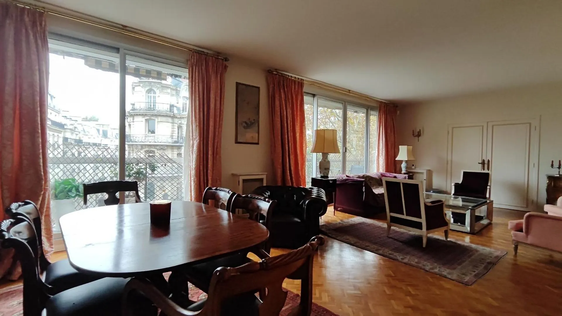 Avenue Victor Hugo - Paris 16 - 4160 Apartment France