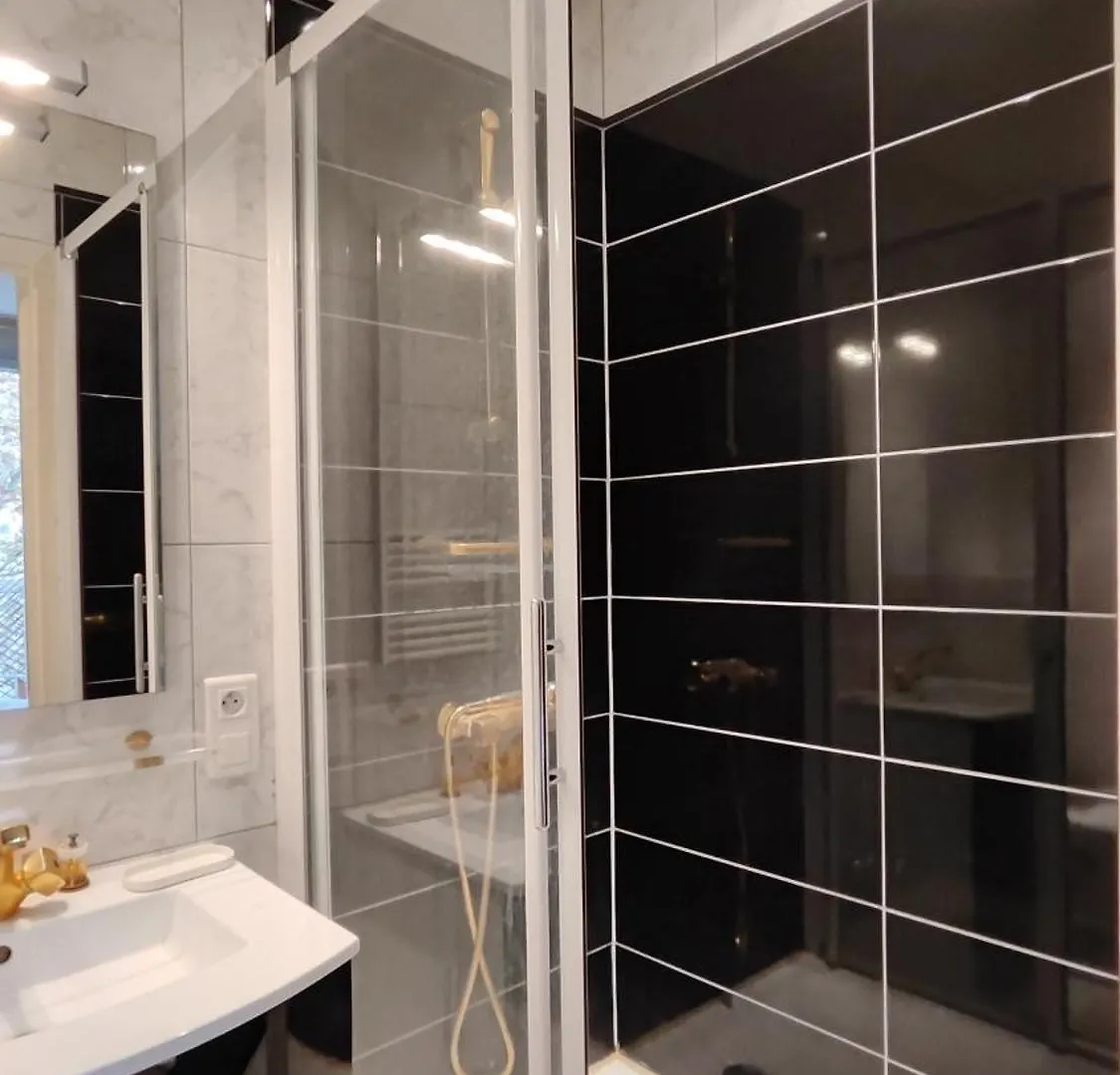 Avenue Victor Hugo - Paris 16 - 4160 Apartamento